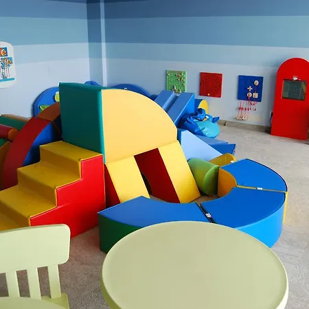 Piaskowy Polanki Park アパート